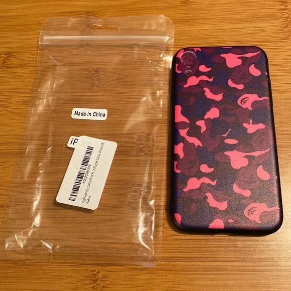Bape Accessories - Apple iPhone XR pink/purple camo case
